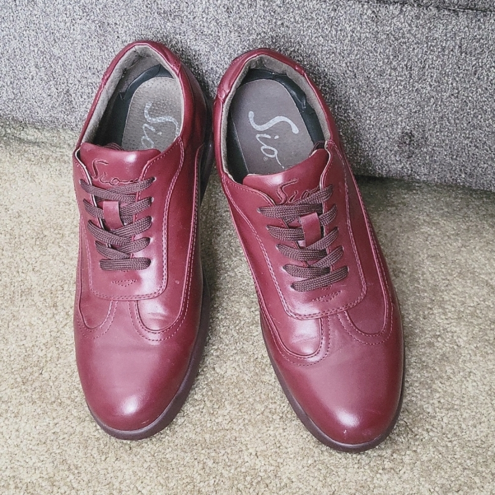 Burgundy Men's Shoes